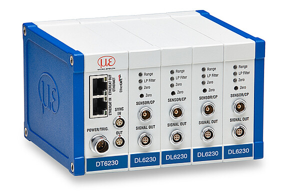 DT6220 / DT6230 컨트롤러와 DL6230 디모듈레이터
