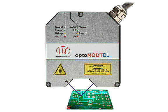 Presence monitoring of electronic components