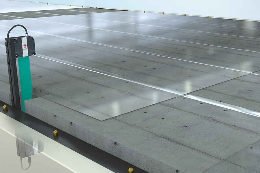 이송 중인 유리판의 웹 엣지 제어